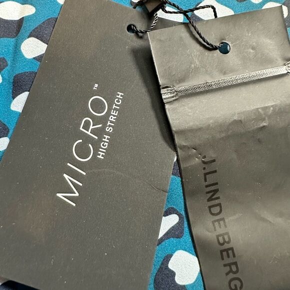 NWT J. Lindeberg Women’s PIA Golf Ankle Pants Moroccan Blue Animal Print Size 26 - Picture 6 of 11